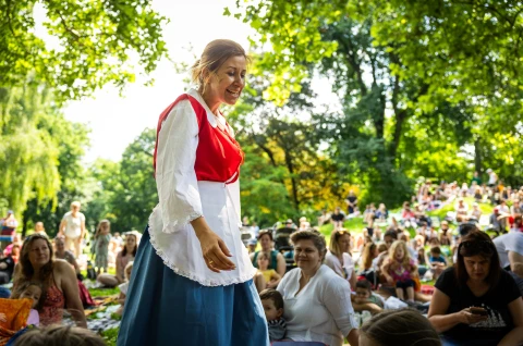 Gyerekszínház a Ligetben: Holle anyó