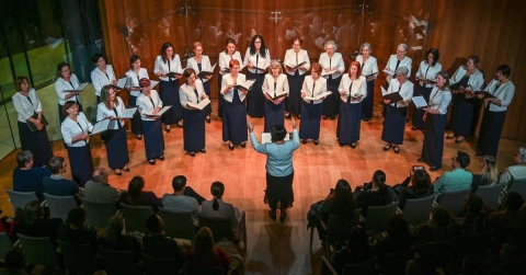 Singing Together for Advent with the Gizella Women's Choir