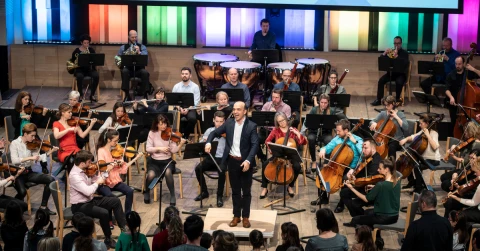 Danubia Zenekar: Rímes bál a zenekarban