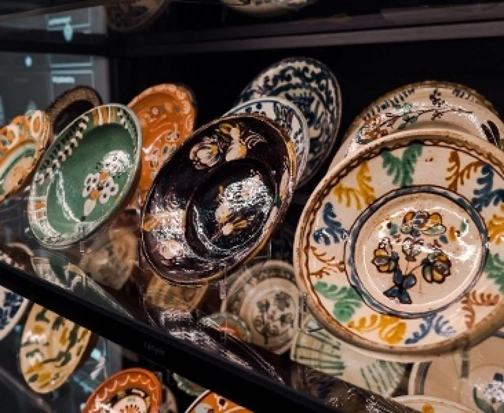 Tárlatvezetés a Kerámiatérben