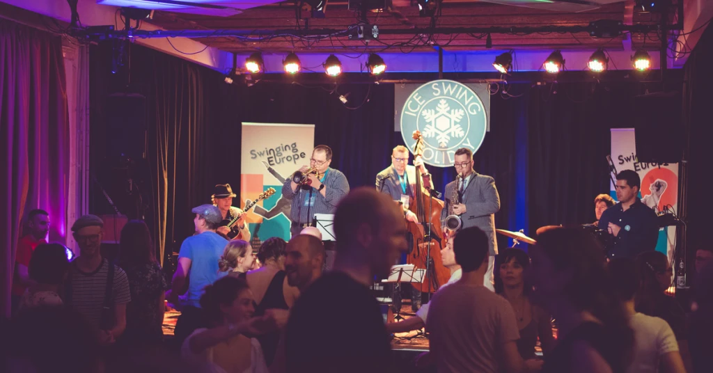 Tánc a szabadban – Taste of Swing