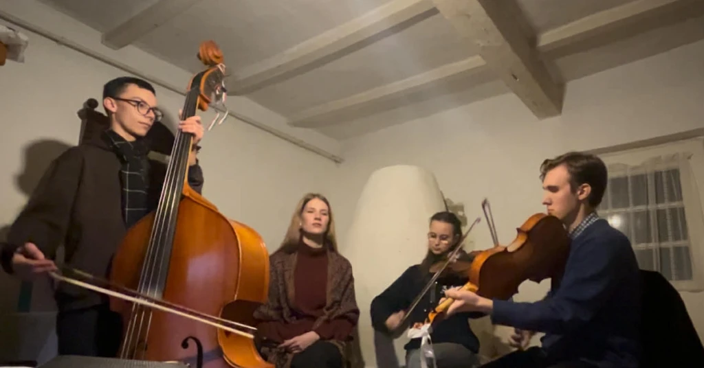Színpadra fel! – Kanóc Banda